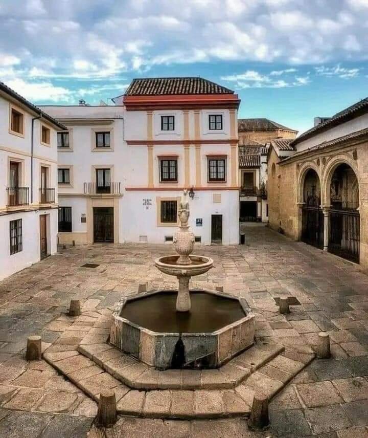 Pension Los Arcos Kordoba Bagian luar foto